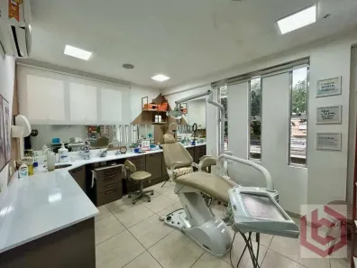 Sala Comercial à venda, 48m² no Boqueirão, Santos