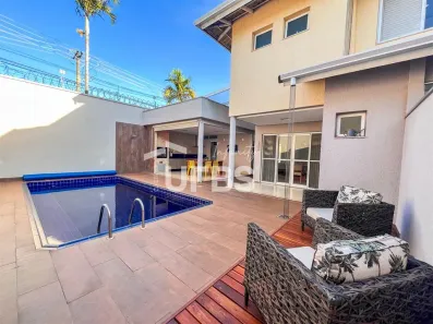 Casa de Condomínio com 3 Quartos à venda, 142m² no Santa Genoveva, Goiânia