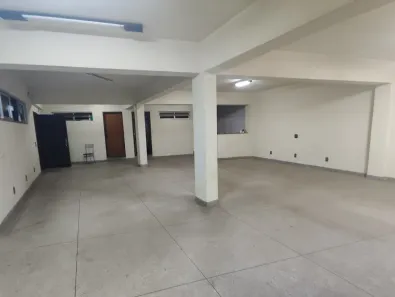 Sala Comercial para alugar, 140m² no Jardim Rizzo, São Paulo