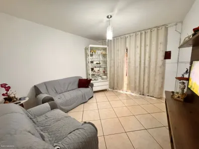 Casa com 3 Quartos à venda, 150m² no Santa Maria, Brasília