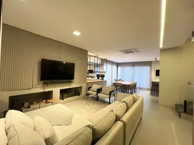Casa de Condomínio com 4 Quartos à venda, 220m² no Fátima, Canoas