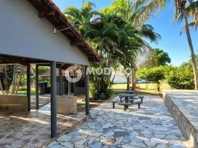 Fazenda/Sítio com 4 Quartos à venda, 4000m² no Jockey Camping, Uberlândia