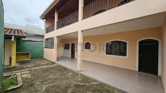 Sobrado com 3 Quartos para alugar, 150m² no Balneário Recanto do Sol, Caraguatatuba