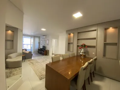 Apartamento com 2 Quartos para alugar, 95m² no Jurerê, Florianópolis