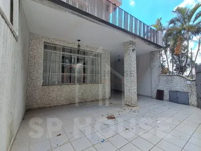Casa com 3 Quartos para alugar, 135m² no Saúde, São Paulo