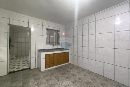 Casa com 2 Quartos para alugar, 150m² no Jardim Zaira, Mauá