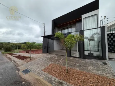 Sobrado com 4 Quartos à venda, 261m² no Jardim Munique, Maringá