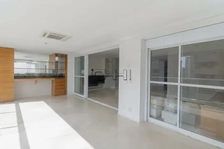 Apartamento com 3 Quartos para alugar, 173m² no Vila Uberabinha, São Paulo