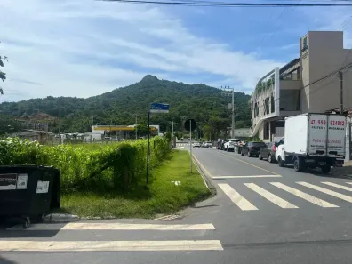 Lote/Terreno à venda, 415m² no Estados, Balneário Camboriú