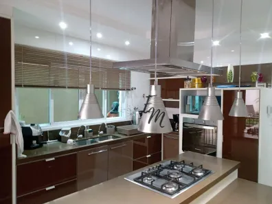Sobrado com 4 Quartos à venda, 150m² no Canto do Forte, Praia Grande