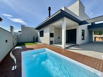 Casa com 3 Quartos à venda, 120m² no Forquilhas, São José