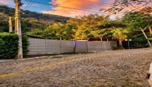 Lote/Terreno à venda, 525m² no Itacoatiara, Niterói