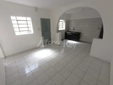 Casa com 2 Quartos para alugar, 120m² no Vila Oratório, São Paulo