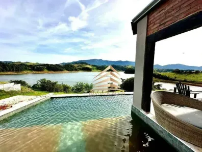 Casa de Condomínio com 4 Quartos à venda, 318m² no Bairro do Mosquito, Joanópolis