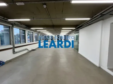Sala Comercial para alugar, 203m² no Itaim Bibi, São Paulo