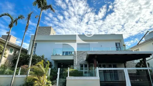 Casa com 5 Quartos para alugar, 320m² no Campeche, Florianópolis