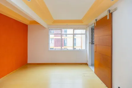 Apartamento com 2 Quartos para alugar, 51m² no Barreirinha, Curitiba