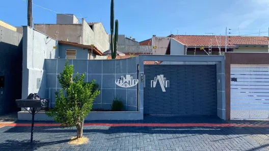 Casa com 1 Quarto à venda, 90m² no Califórnia, Londrina