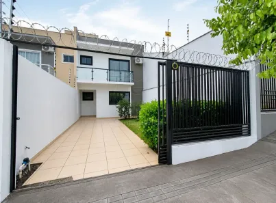 Casa com 3 Quartos para alugar, 140m² no Gleba Fazenda Palhano, Londrina