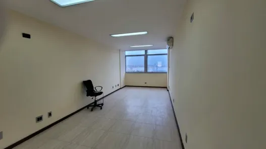 Sala Comercial à venda, 32m² no Centro, São Caetano do Sul
