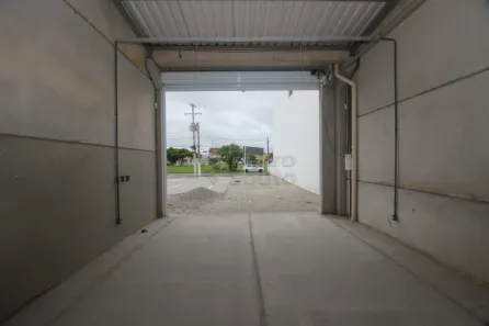 Sala Comercial para alugar, 110m² no Três Vendas, Pelotas