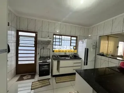 Casa com 2 Quartos à venda, 120m² no Jardim Continental II, Taubaté