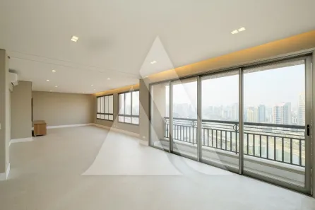 Apartamento com 3 Quartos para alugar, 233m² no Real Parque, São Paulo