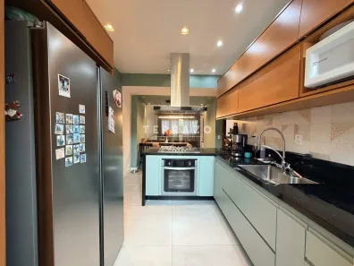 Casa de Condomínio com 4 Quartos à venda, 110m² no Artistas, Teresópolis