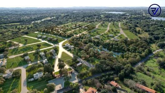 Lote/Terreno à venda, 201m² no Parque Hawaí, Eusébio