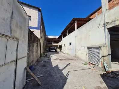 Galpão/Depósito/Armazém com 4 Quartos à venda, 600m² no BNH, Mesquita