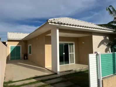 Casa de Condomínio com 3 Quartos à venda, 130m² no São Mateus, São Pedro da Aldeia