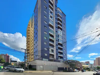 Apartamento com 2 Quartos para alugar, 70m² no Centro, Poços de Caldas