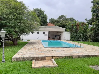 Casa com 3 Quartos à venda, 262m² no Jardim Leonídia, Jacareí
