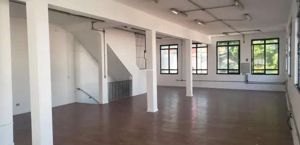 Prédio Comercial com 5 Quartos para alugar, 300m² no Vila Olímpia, São Paulo