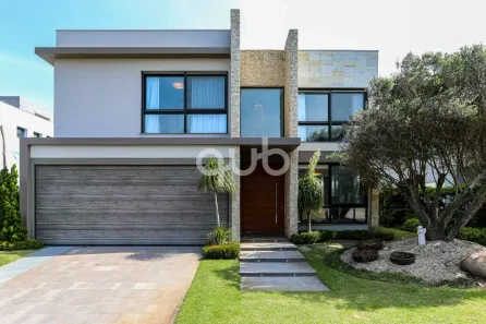 Sobrado com 5 Quartos à venda, 397m² no Maristela, Xangri-lá