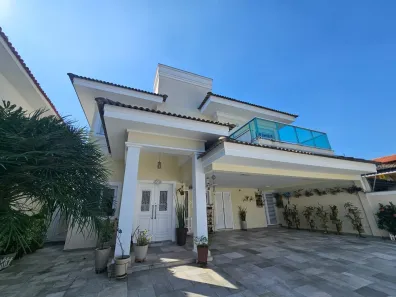 Sobrado com 4 Quartos à venda, 374m² no Adalgisa, Osasco