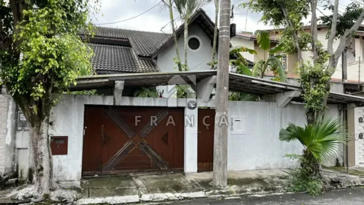 Casa com 2 Quartos à venda, 145m² no Loteamento Villa Branca, Jacareí