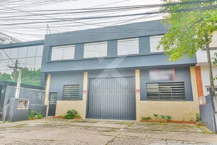 Galpão/Depósito/Armazém à venda, 475m² no Navegantes, Porto Alegre