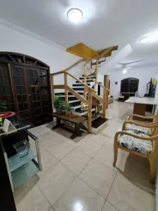 Sobrado com 3 Quartos à venda, 500m² no Parque dos Ipês, São José dos Campos