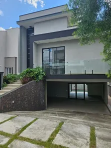 Sobrado com 3 Quartos à venda, 250m² no Mogi Moderno, Mogi das Cruzes