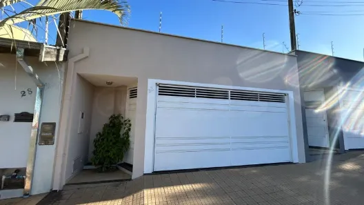 Casa com 3 Quartos para alugar, 122m² no Jardim Califórnia, Piracicaba