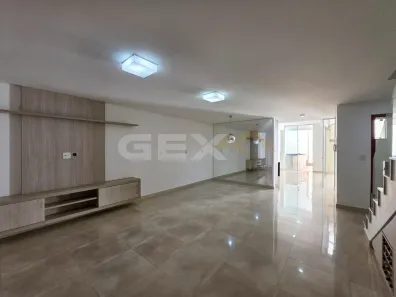 Casa com 3 Quartos à venda, 158m² no Manoel Valinhas, Divinópolis