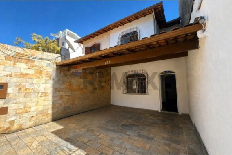 Casa com 3 quartos — Santa Branca, Belo Horizonte