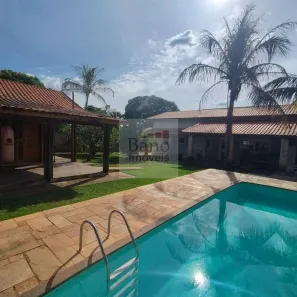 Fazenda/Sítio com 3 Quartos à venda, 334m² no Parque das Árvores, Boituva