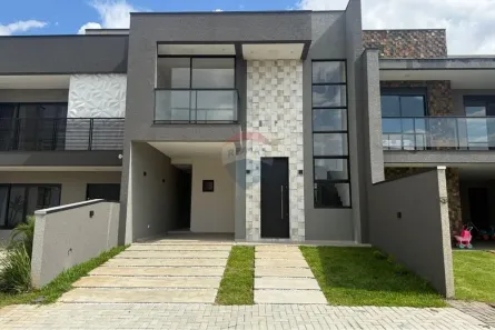 Sobrado com 3 Quartos à venda, 135m² no Costeira, São José dos Pinhais