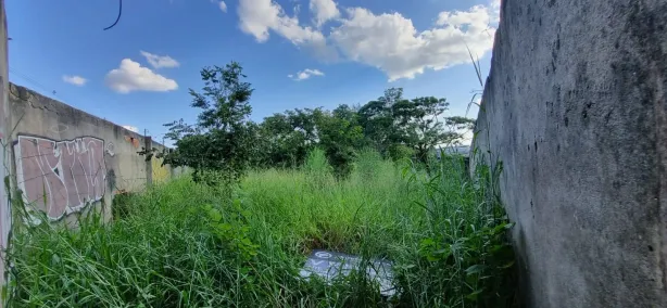 Lote/Terreno à venda, 4709m² no Chácaras Bougainville, Goiânia