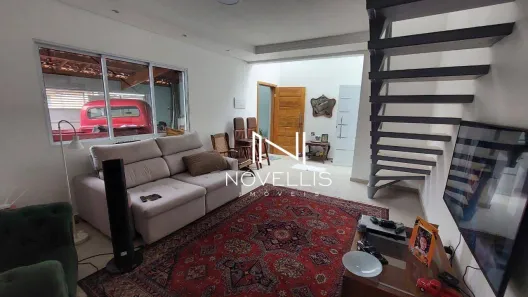 Casa com 3 Quartos à venda, 165m² no Loteamento Villa Branca, Jacareí