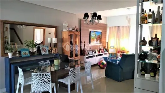 Sobrado com 3 Quartos à venda, 126m² no Mário Quintana, Porto Alegre