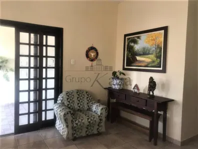 Casa com 3 Quartos à venda, 168m² no Granjas Santa Terezinha, Taubaté