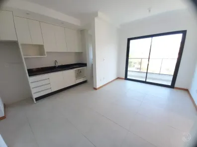 Apartamento com 2 Quartos à venda, 60m² no Coqueiros, Florianópolis